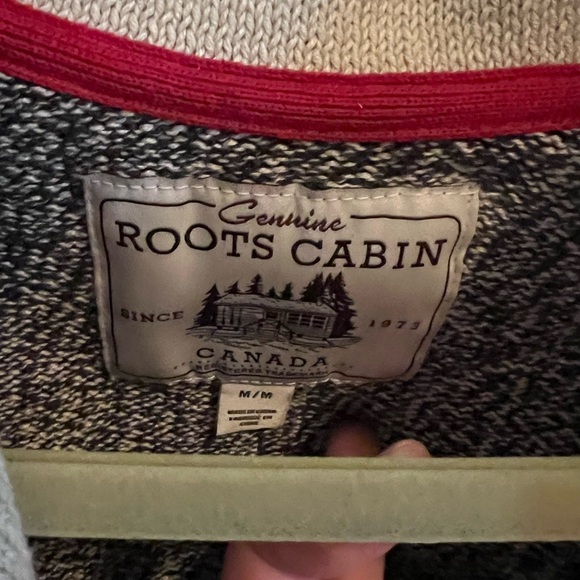 Never worn Roots Cardigan - Picture 2 of 4